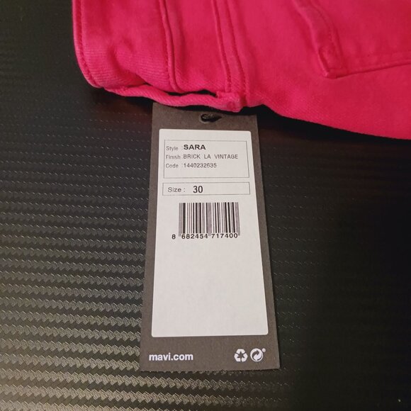 NEW Mavi Sara Mid-Rise 4" Boyfriend Denim Shorts in Brick‎ la Vintage, Size 30 - Picture 5 of 9